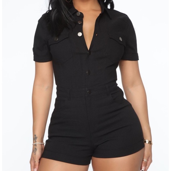 NWOT Romper - Picture 2 of 5
